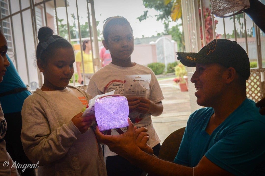 Give a Light TO PERU! Citizens of the World and Al Magdelino. - Solight Design