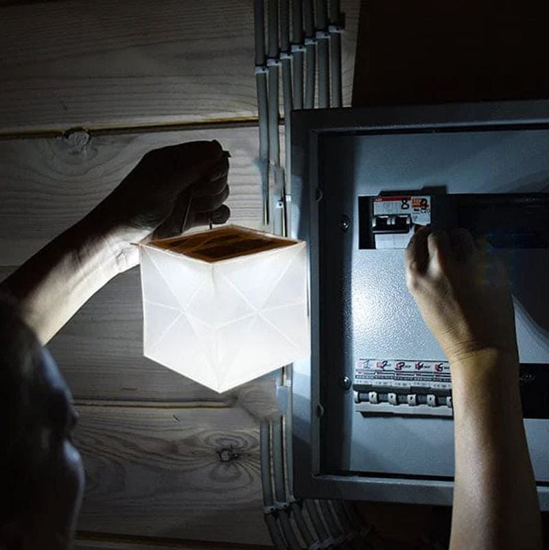 EMERGENCY SOLAR LANTERN for Home Power Outage